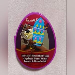 Vintage Looney tunes taz surfing keychain with Easter egg shaped container